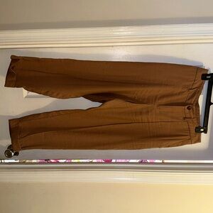 Women’s slim straight high rise ankle pants in Size 10